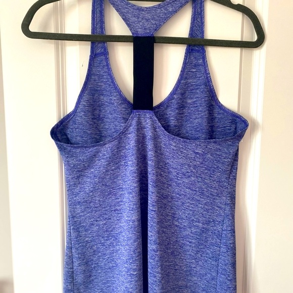 💜AVIA 💜racerback activewear sleeveless tank top in purple. Size medium. - Picture 4 of 8